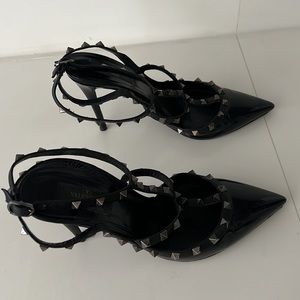 Black patent leather Valentino shoes size 41